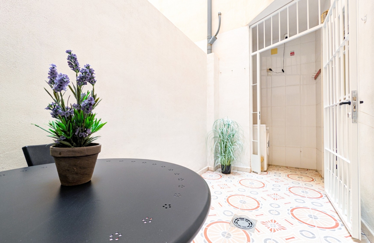 Resale - Apartment - Torrevieja - Parque de las Naciones