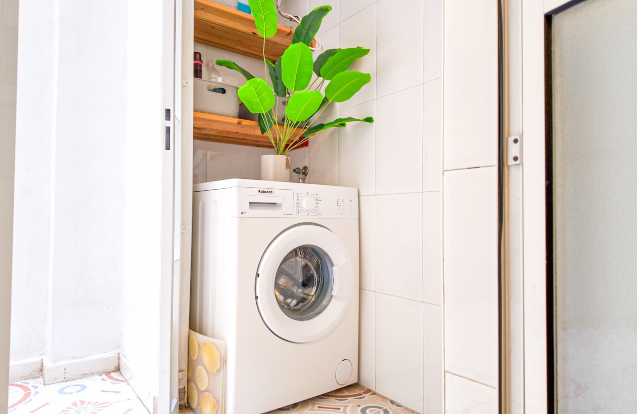 Resale - Apartment - Torrevieja - Parque de las Naciones