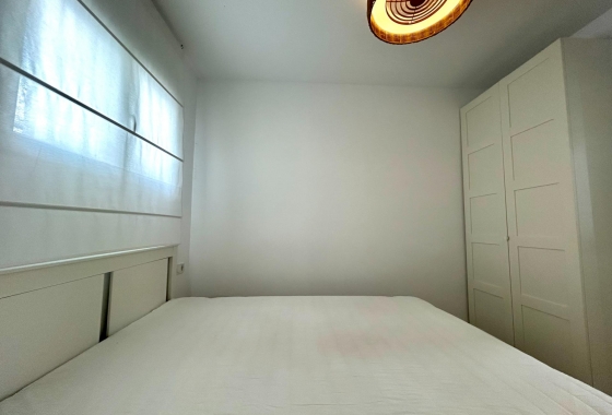 Resale - Apartment - San Miguel de Salinas - Las Filipinas