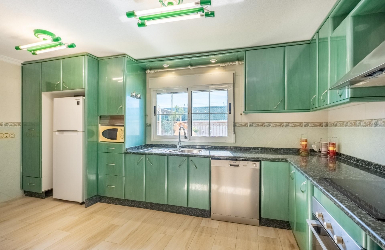 Rynek wtórny - Villa - Torrevieja - El Chaparral