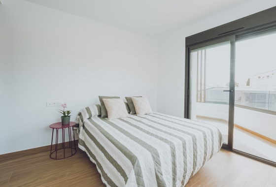 Rynek pierwotny - Apartament - Redován