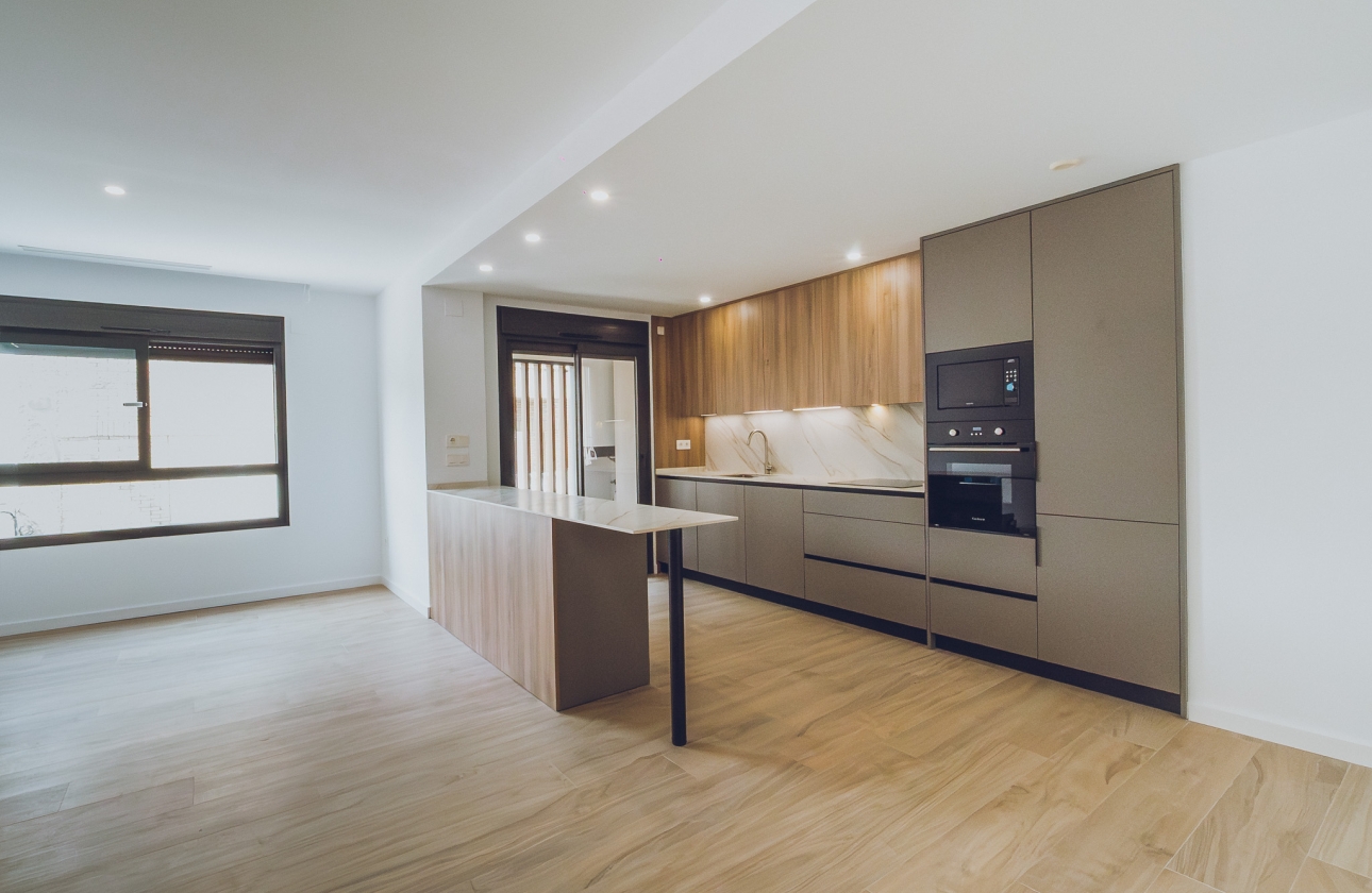 Rynek pierwotny - Penthouse - Redován