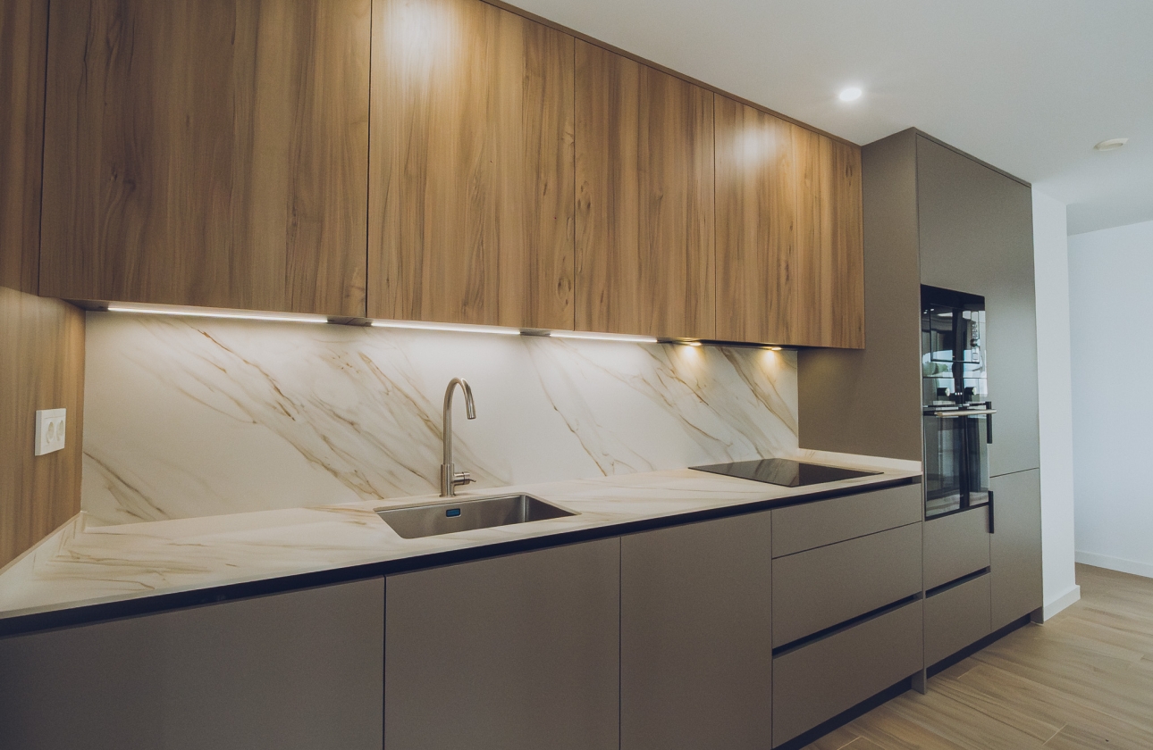 Rynek pierwotny - Penthouse - Redován