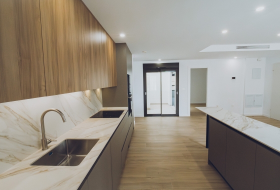 Rynek pierwotny - Penthouse - Redován