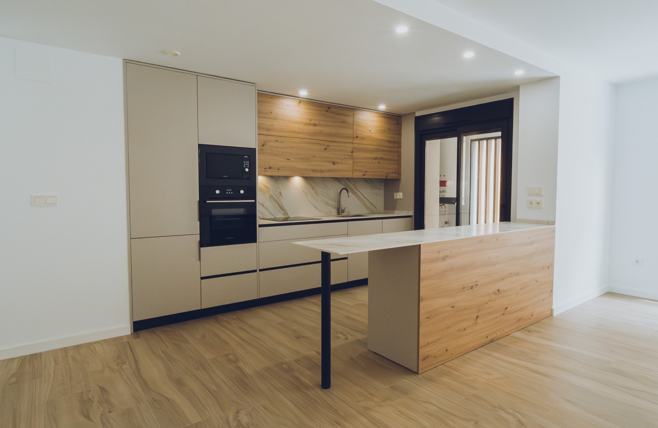 Rynek pierwotny - Penthouse - Redován