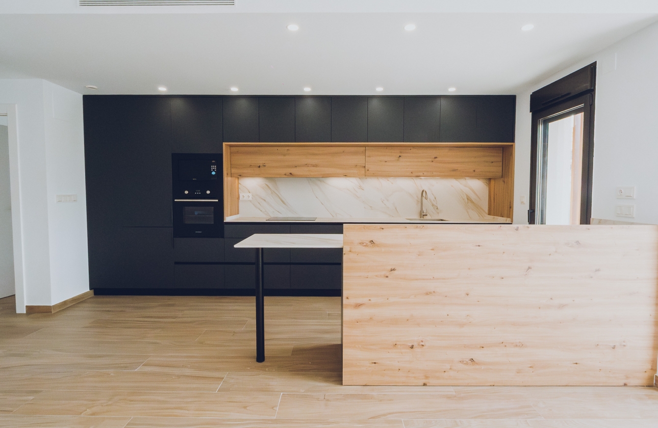 Rynek pierwotny - Penthouse - Redován