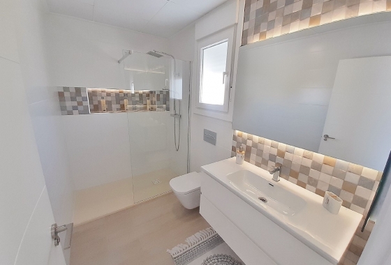 Rynek pierwotny - Szeregowiec - Denia - Avileses