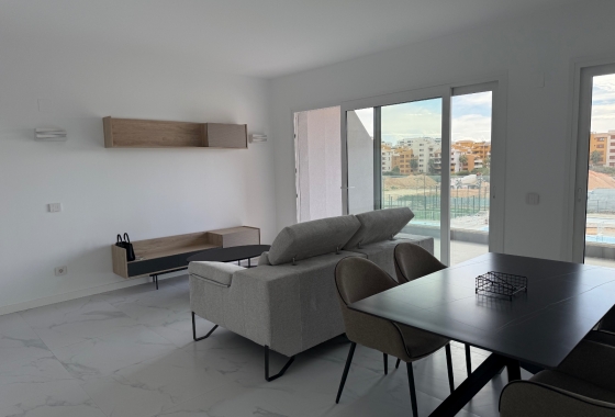 Wynajem długoterminowy - Apartament - Torrevieja - Punta Prima