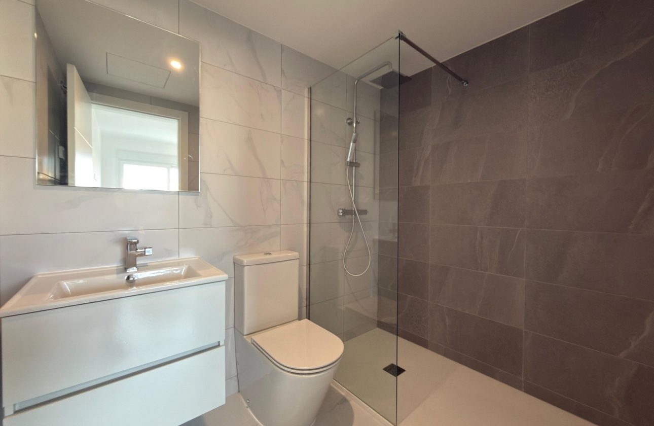 Wynajem długoterminowy - Apartament - Torrevieja - Punta Prima