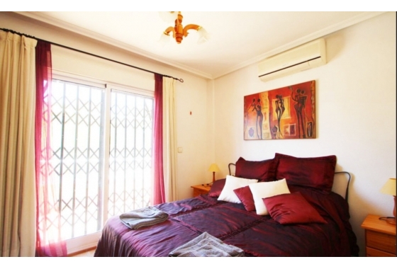 Rynek wtórny - Villa - Orihuela Costa - Villamartín