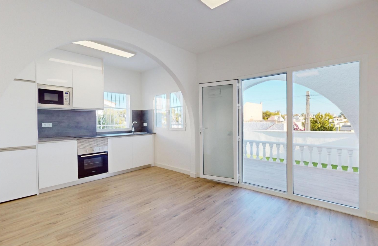 Rynek wtórny - Bungalow - Orihuela Costa - Blue Lagoon