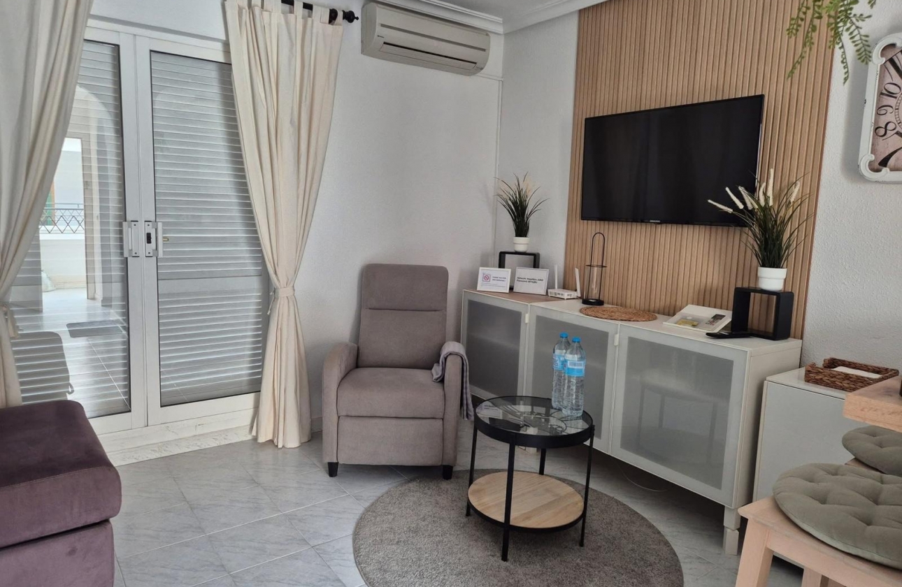 Rynek wtórny - Studio/Kawalerka - Torrevieja - La Mata