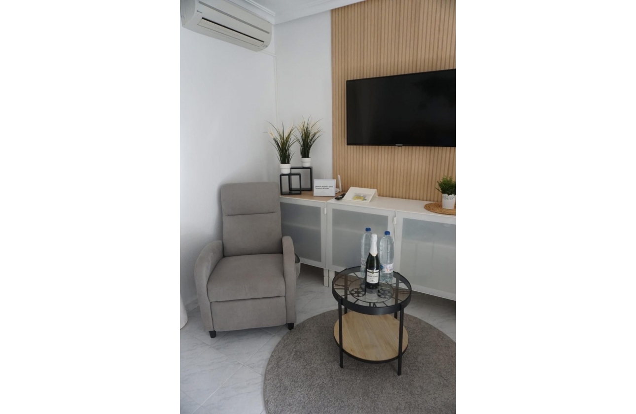 Rynek wtórny - Studio/Kawalerka - Torrevieja - La Mata