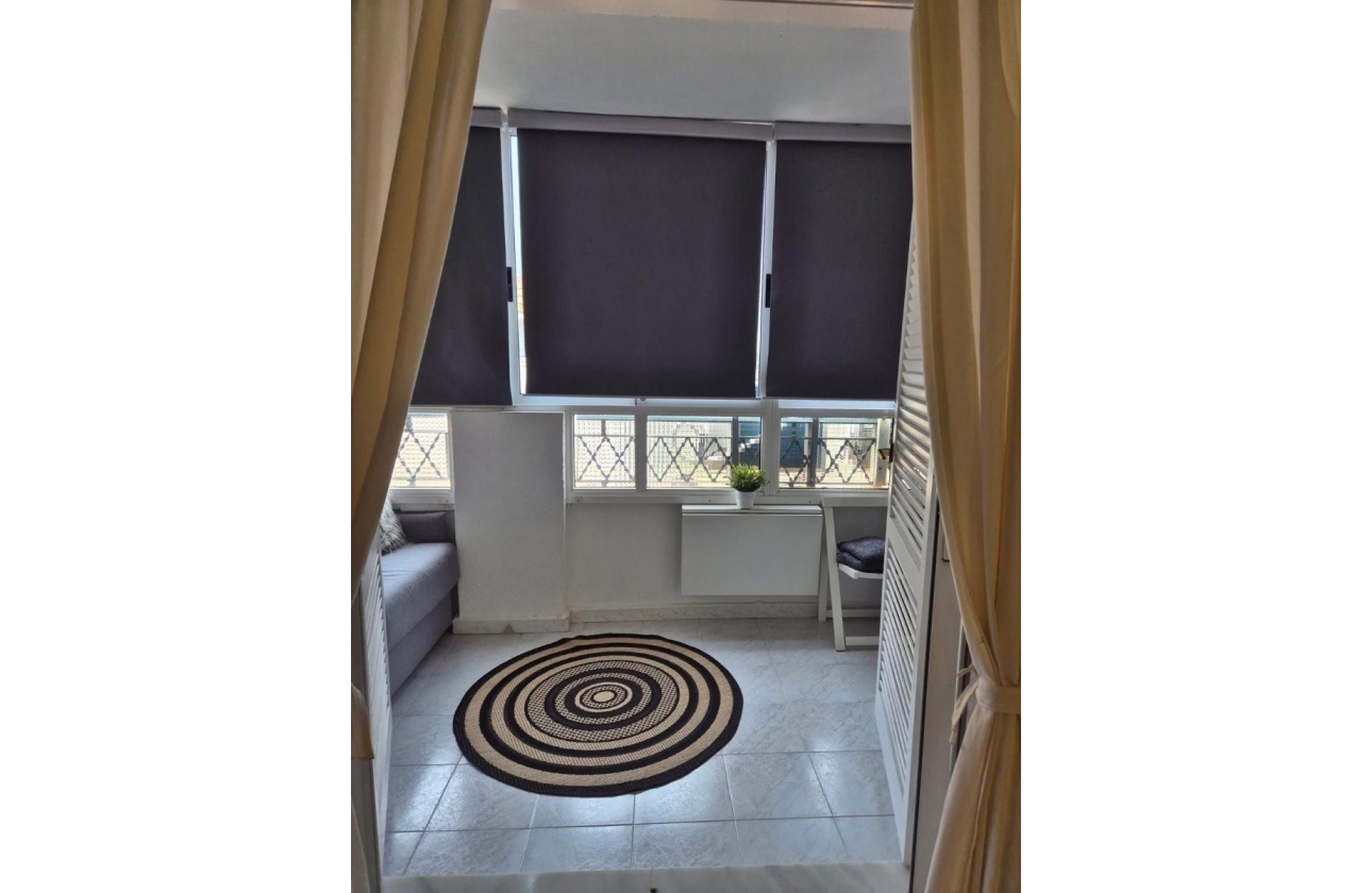 Rynek wtórny - Studio/Kawalerka - Torrevieja - La Mata