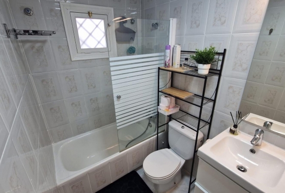 Rynek wtórny - Studio/Kawalerka - Torrevieja - La Mata