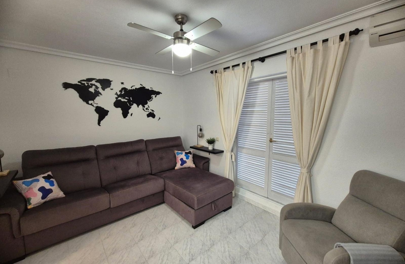 Rynek wtórny - Studio/Kawalerka - Torrevieja - La Mata