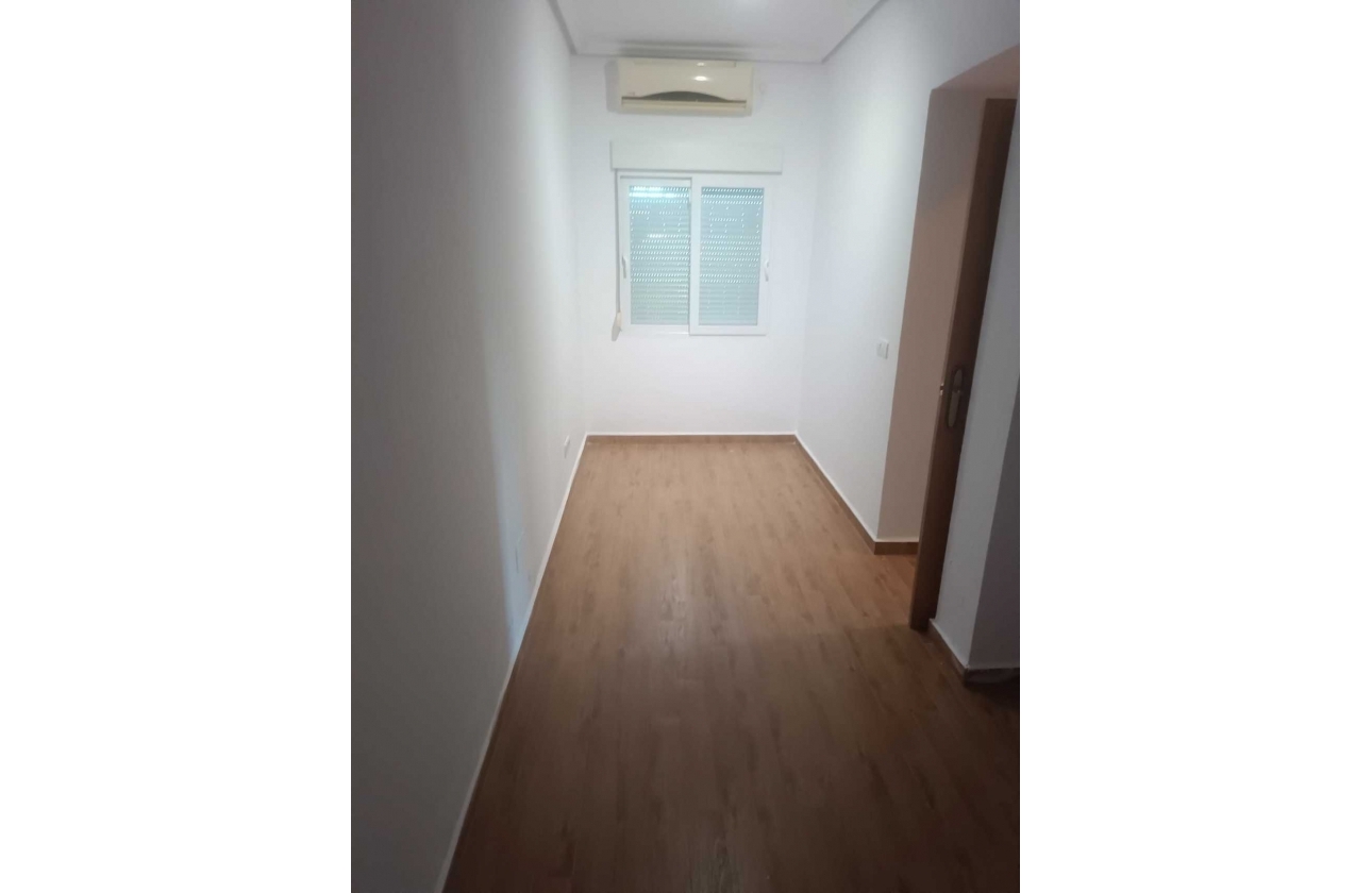 Rynek wtórny - Villa - Torrevieja - Los Altos