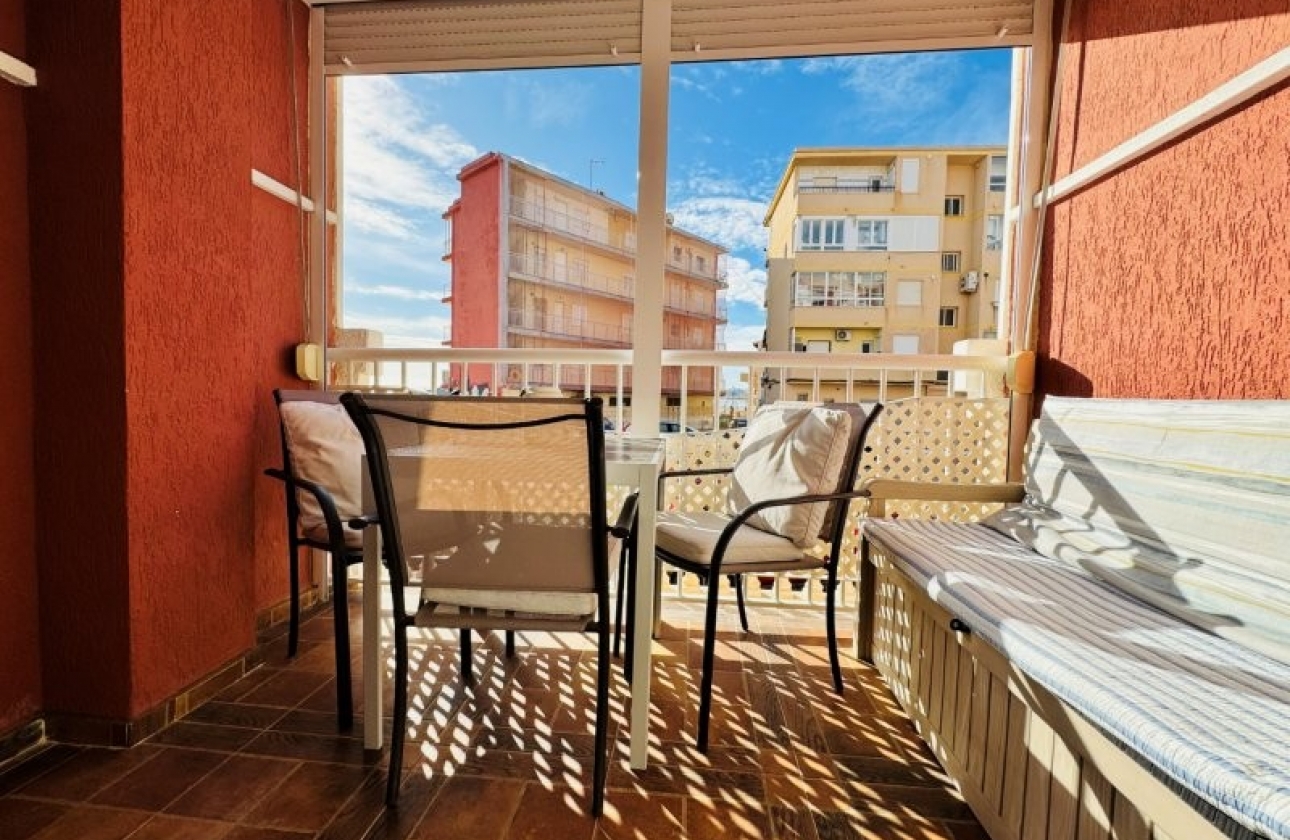 Rynek wtórny - Apartament - Torrevieja - Puerto Romano