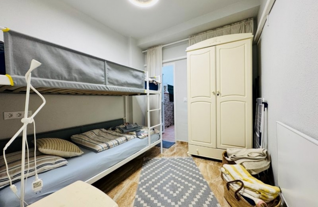 Rynek wtórny - Apartament - Torrevieja - Puerto Romano