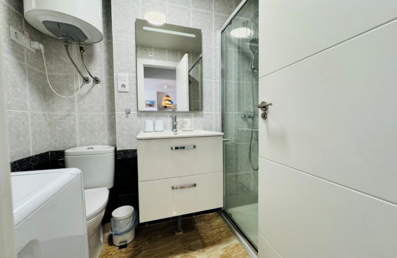 Rynek wtórny - Apartament - Torrevieja - Puerto Romano