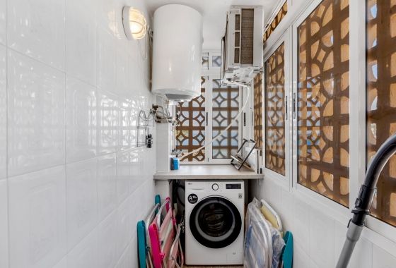 Resale - Apartment - Torrevieja - Playa del Cura