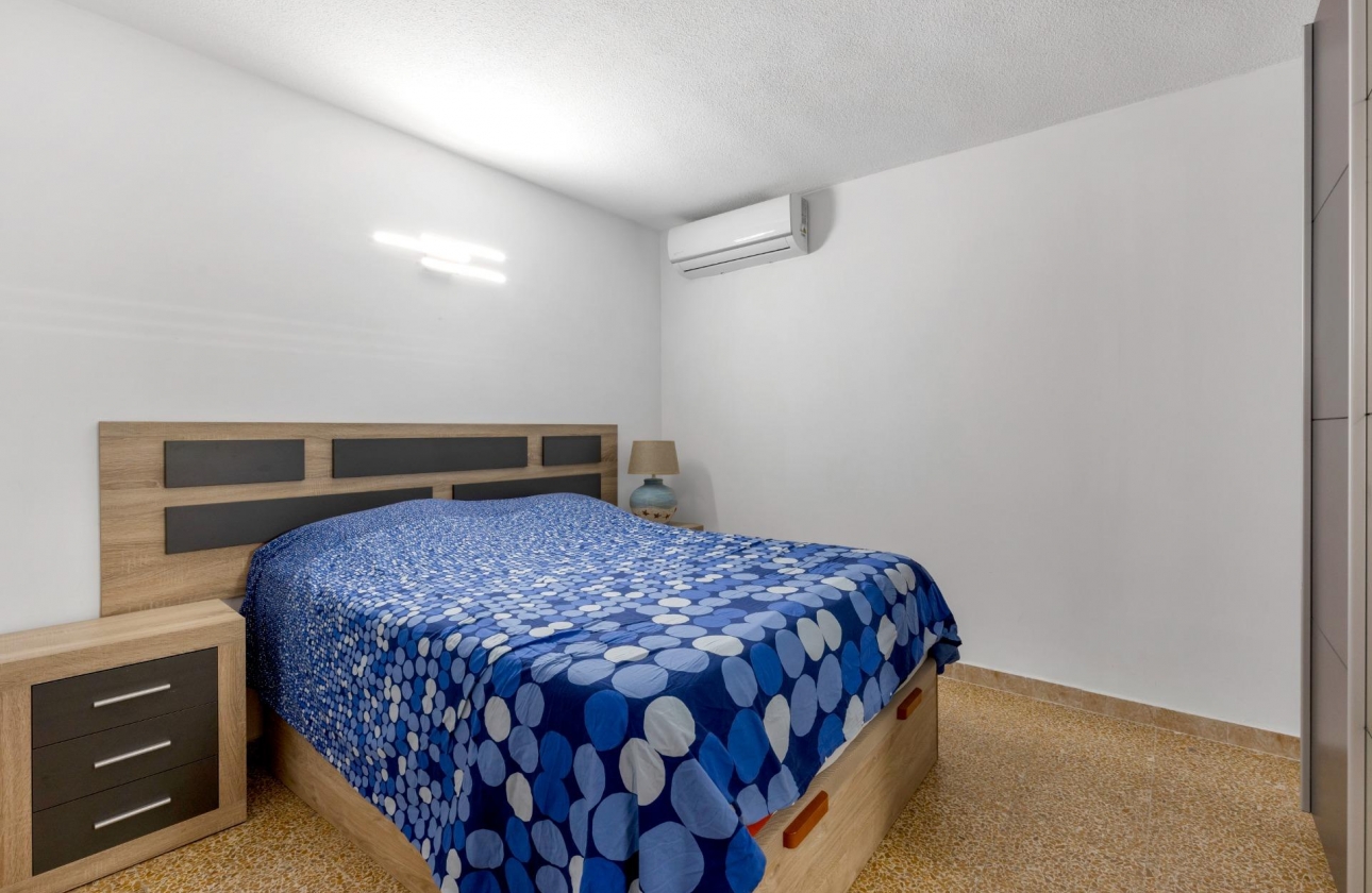 Resale - Apartment - Torrevieja - Playa del Cura