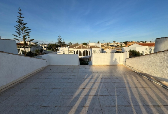 Rynek wtórny - Villa - Torrevieja - San Luis