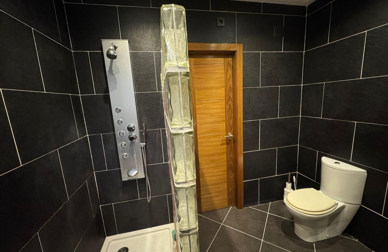 Rynek wtórny - Villa - Torrevieja - San Luis