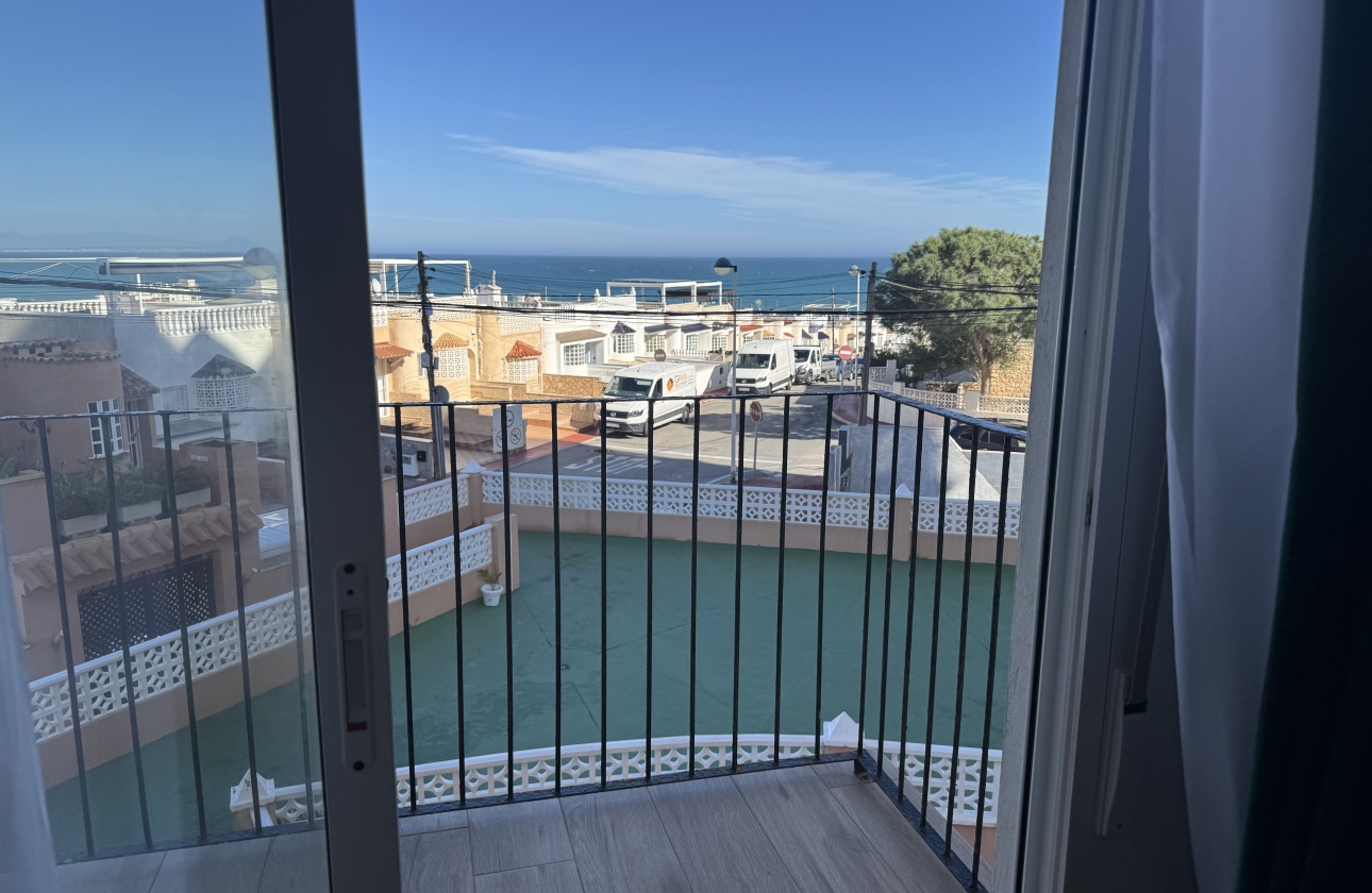 Resale - Apartment - Torrevieja - La Mata