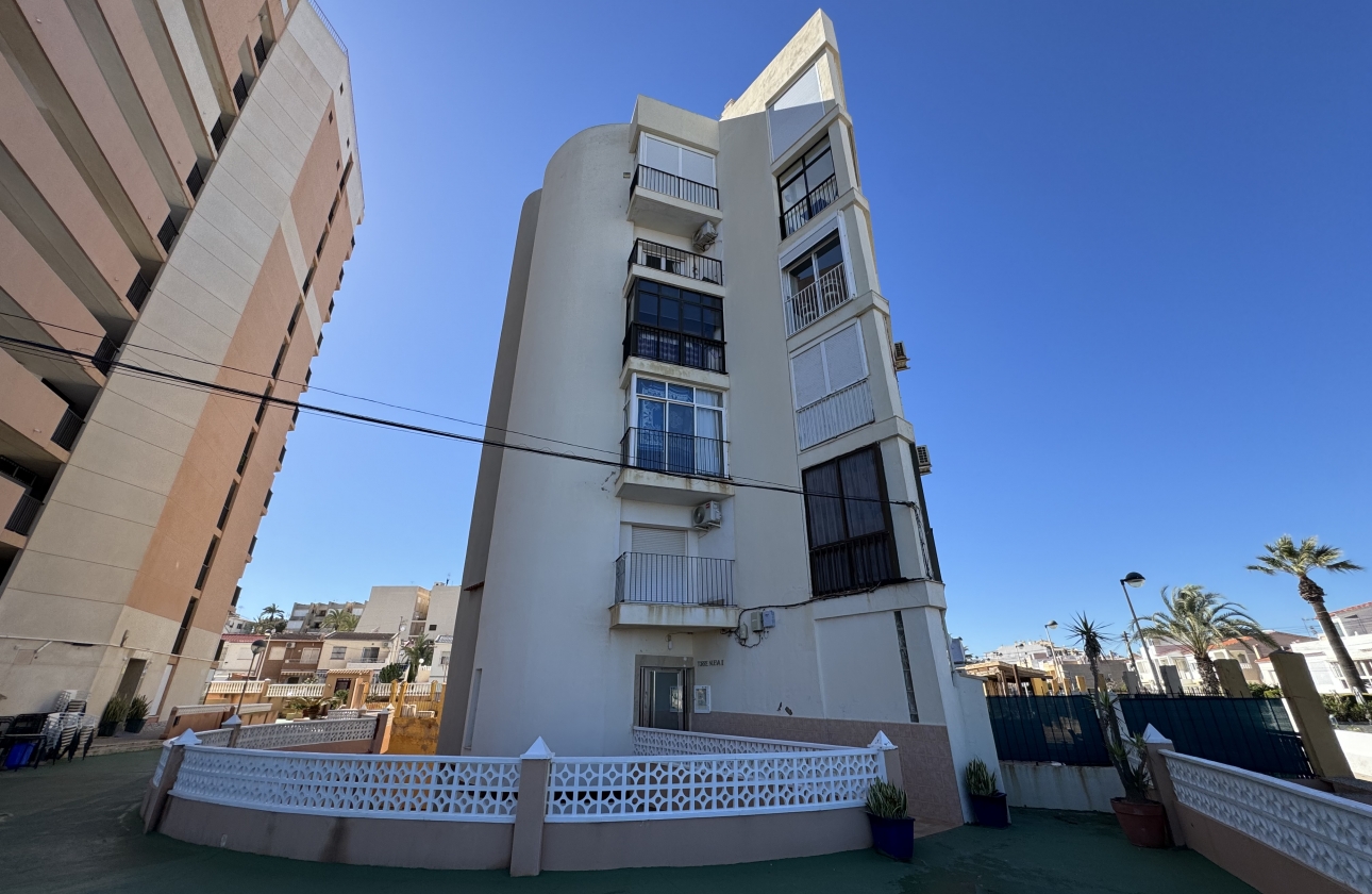 Resale - Apartment - Torrevieja - La Mata