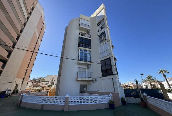 Resale - Apartment - Torrevieja - La Mata