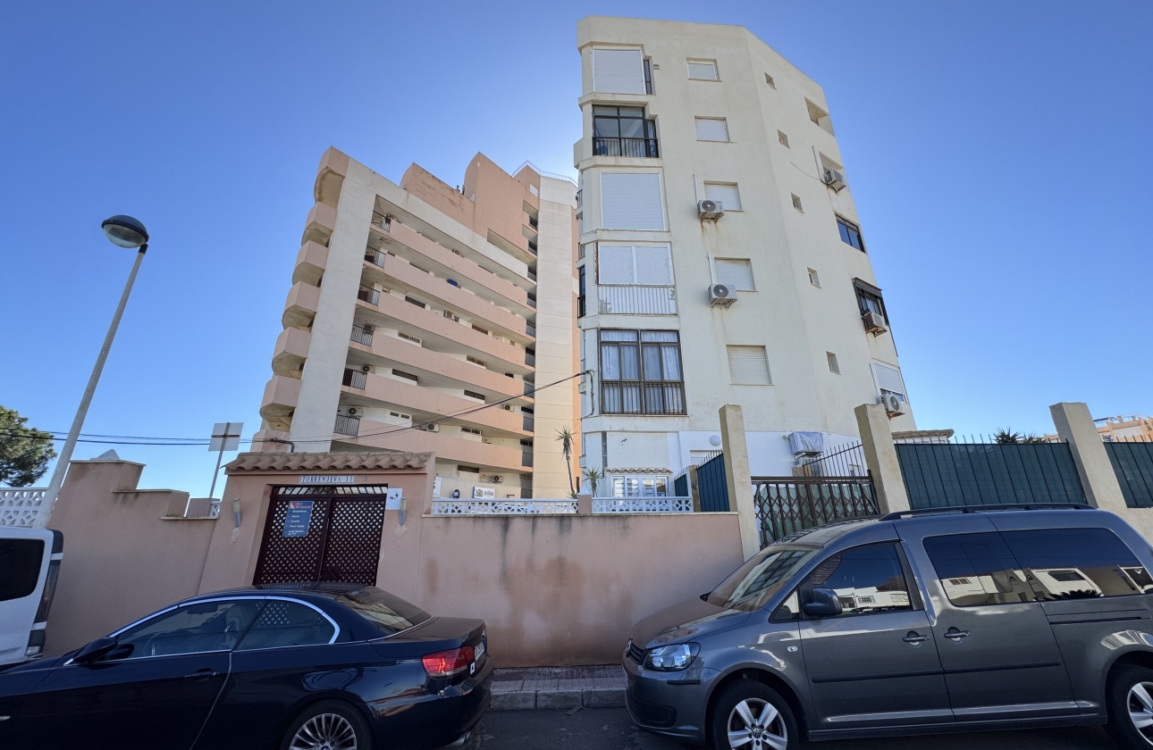 Resale - Apartment - Torrevieja - La Mata