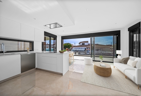 Reventa - Villa - Torrevieja - La Mata