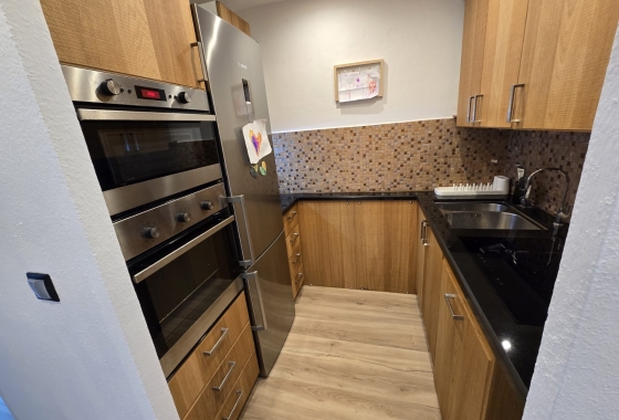 Wynajem długoterminowy - Apartament - Torrevieja - Playa De Los Naufragos