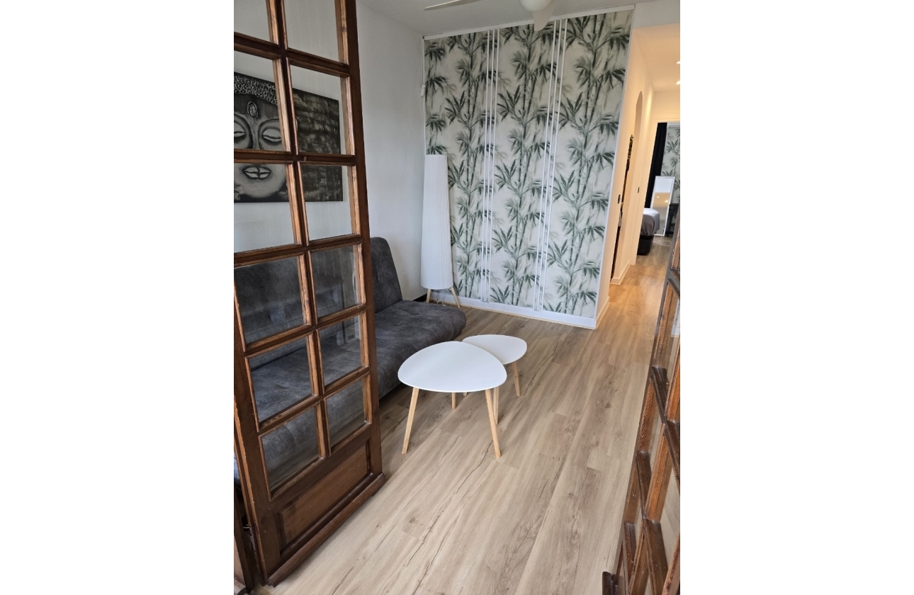 Wynajem długoterminowy - Apartament - Torrevieja - Playa De Los Naufragos