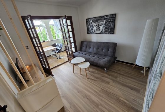 Wynajem długoterminowy - Apartament - Torrevieja - Playa De Los Naufragos