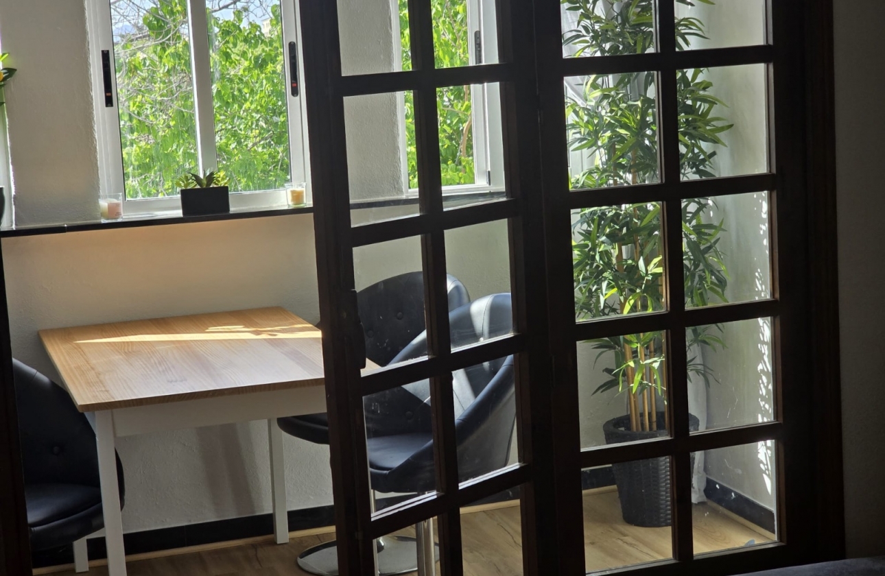 Wynajem długoterminowy - Apartament - Torrevieja - Playa De Los Naufragos