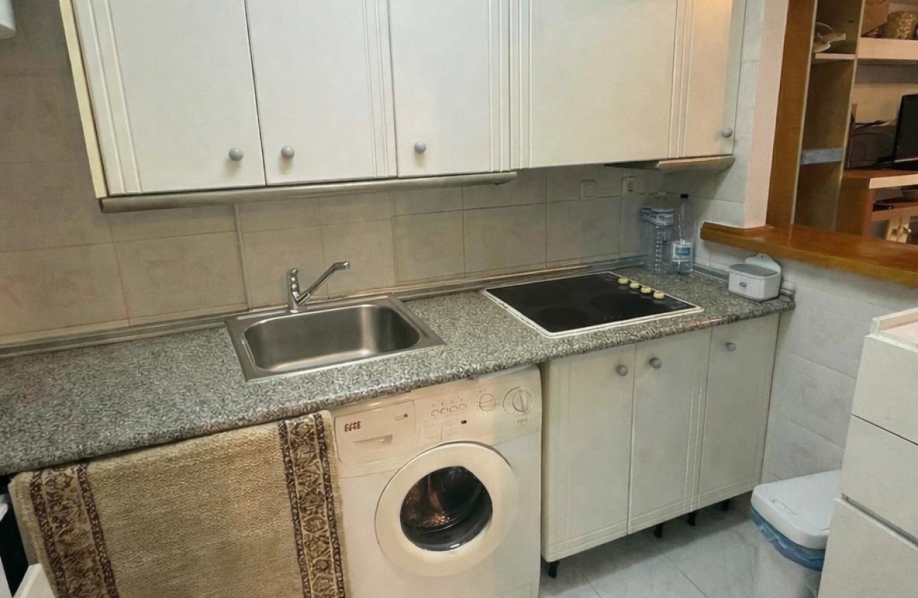 Resale - Apartment - Torrevieja - La Mata