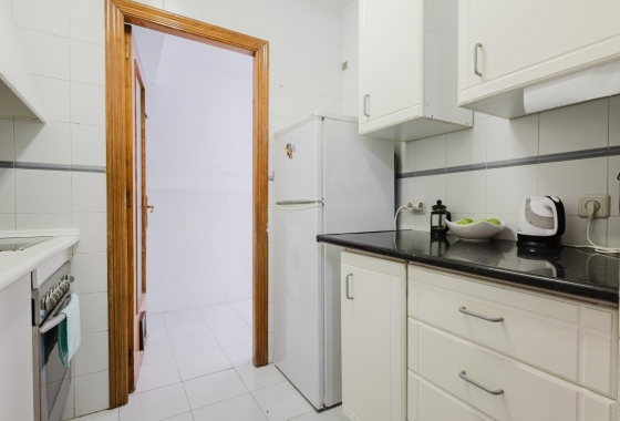 Resale - Apartment - Torrevieja - Acequion