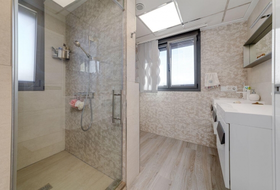 Reventa - Villa - Torrevieja - Los Balcones