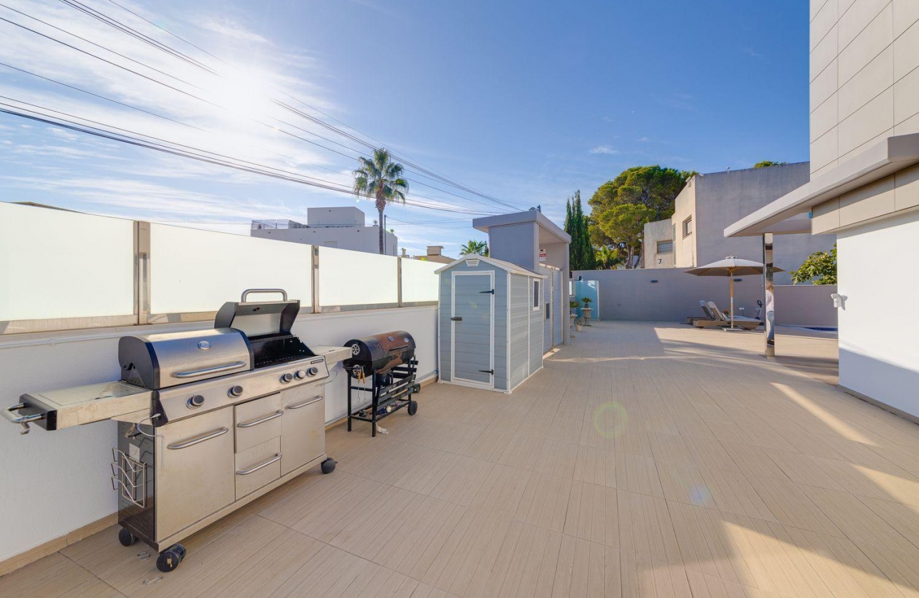 Reventa - Villa - Torrevieja - Los Balcones