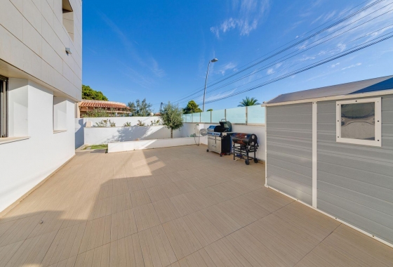 Reventa - Villa - Torrevieja - Los Balcones