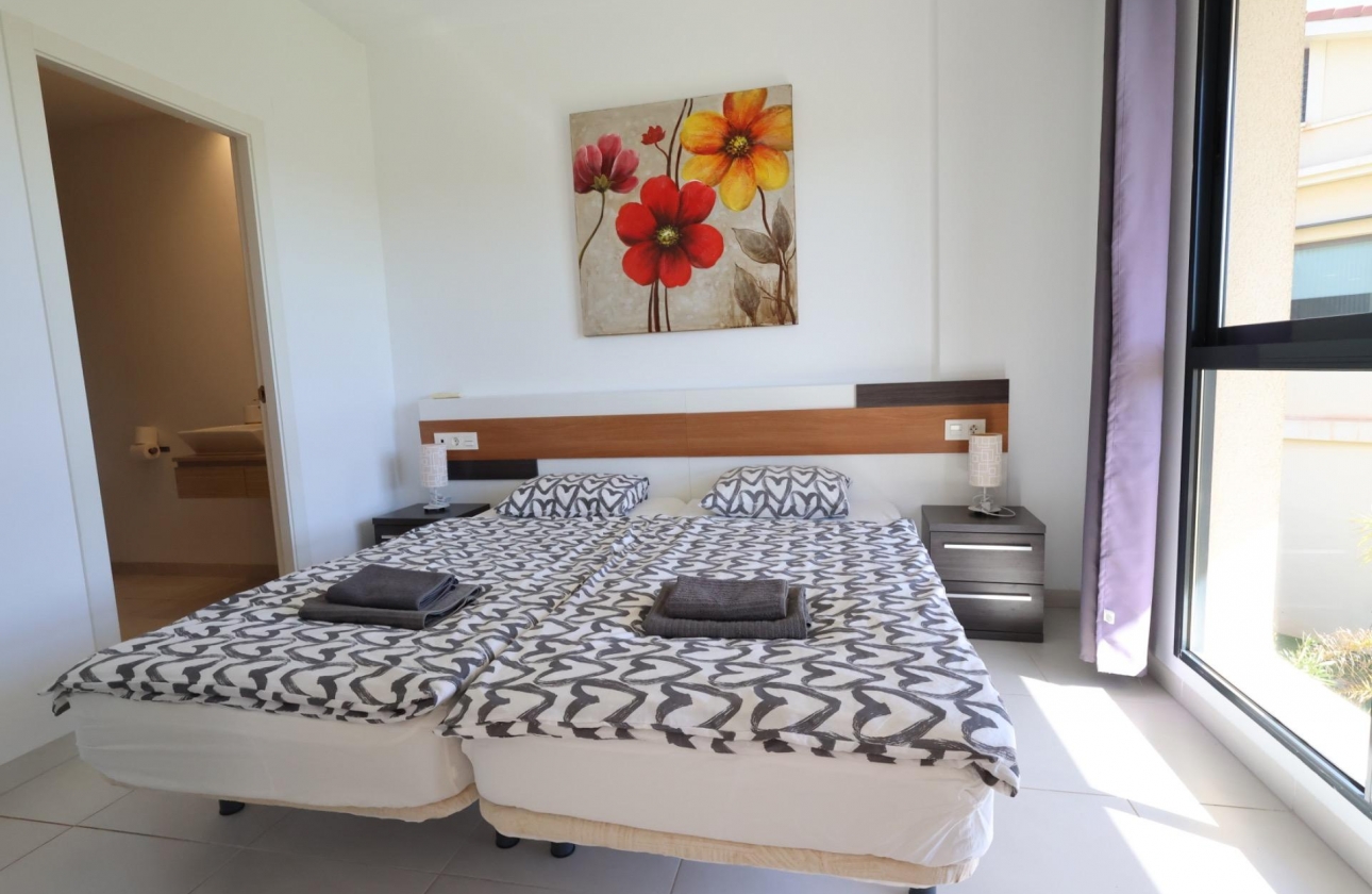 Rynek wtórny - Apartament - Orihuela Costa - La Zenia