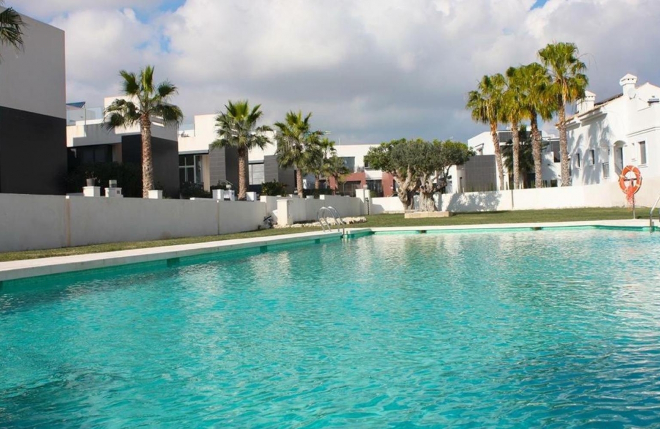 Wynajem długoterminowy - Apartament - Orihuela Costa - La fuente