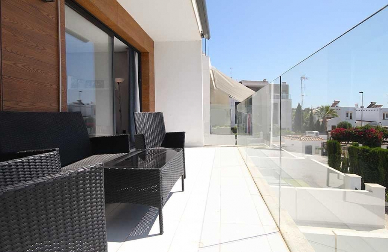 Wynajem długoterminowy - Apartament - Orihuela Costa - La fuente