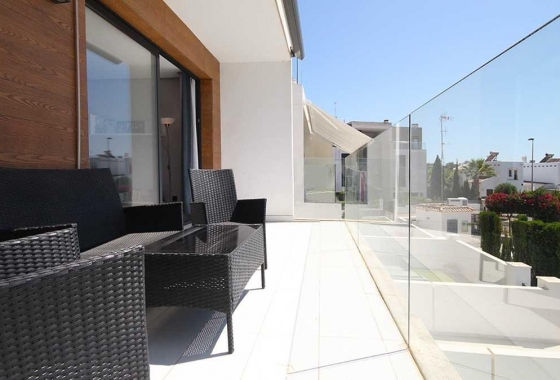 Wynajem długoterminowy - Apartament - Orihuela Costa - La fuente