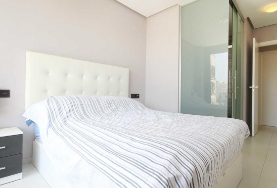 Wynajem długoterminowy - Apartament - Orihuela Costa - La fuente