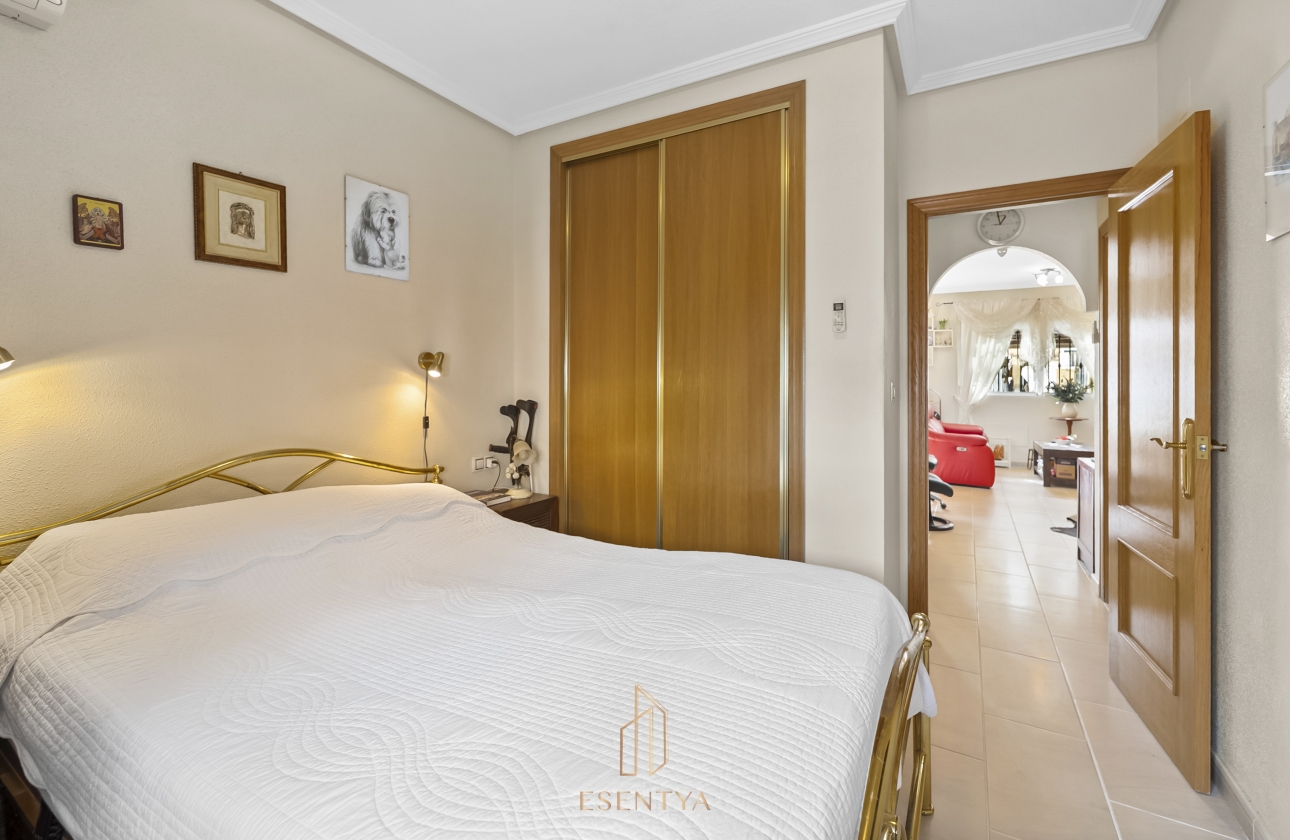 Rynek wtórny - Szeregowiec - Orihuela Costa - Villamartín