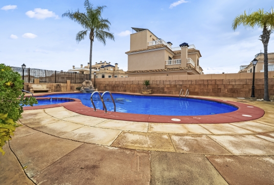 Rynek wtórny - Szeregowiec - Orihuela Costa - Villamartín