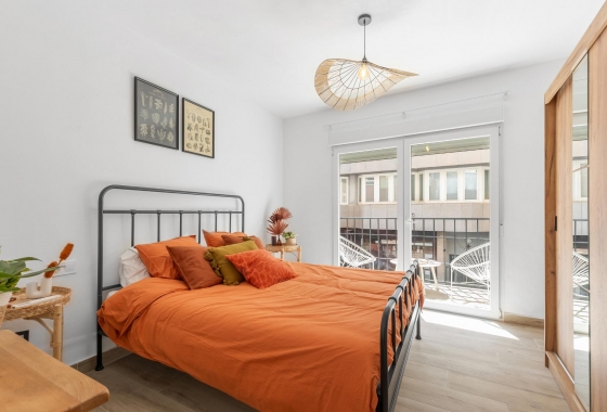 Rynek wtórny - Szeregowiec - Torrevieja - Centro - Muelle Pesquero